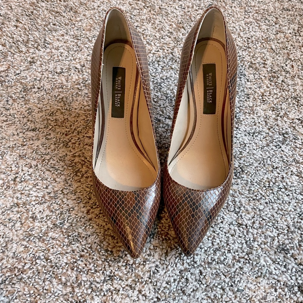 WHBM Olivia Leather Exotic print pumps